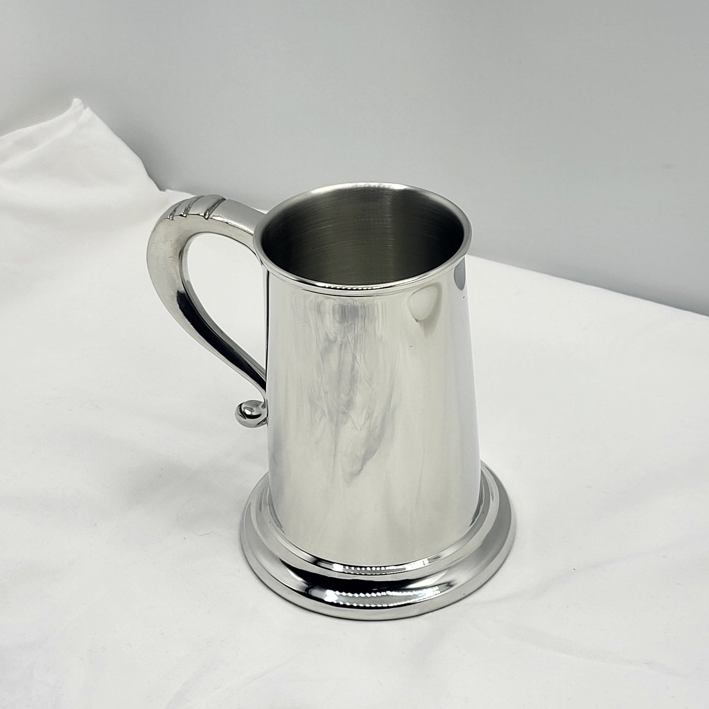 Pewter 16 Oz. Tankard w/Glass Bottom