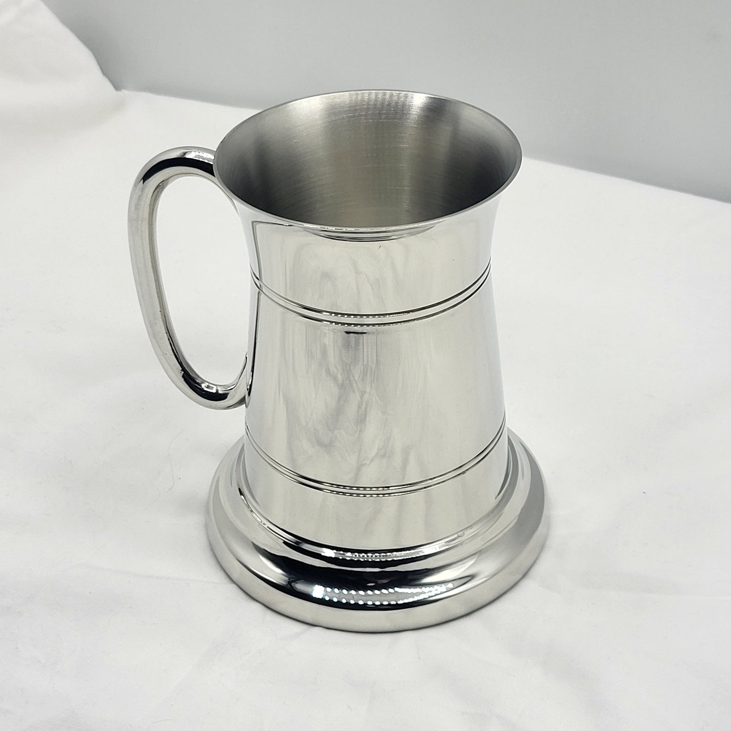 Pewter 16 Oz. Tapered Tankard w/ Metal Bottom