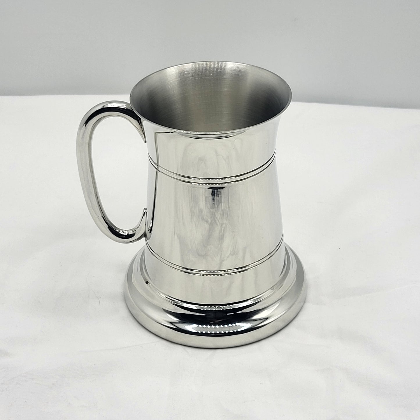Pewter 16 Oz. Tapered Tankard w/ Metal Bottom